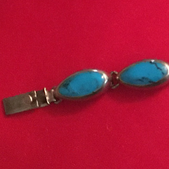 Sterling Silver Turquoise Bracelet - Picture 3 of 4